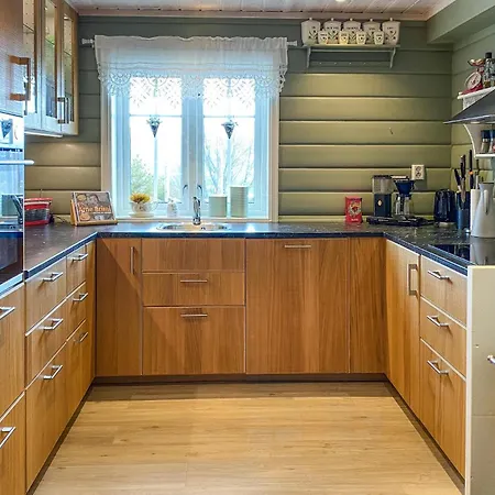 Holiday home Gorgeous In With Wifi